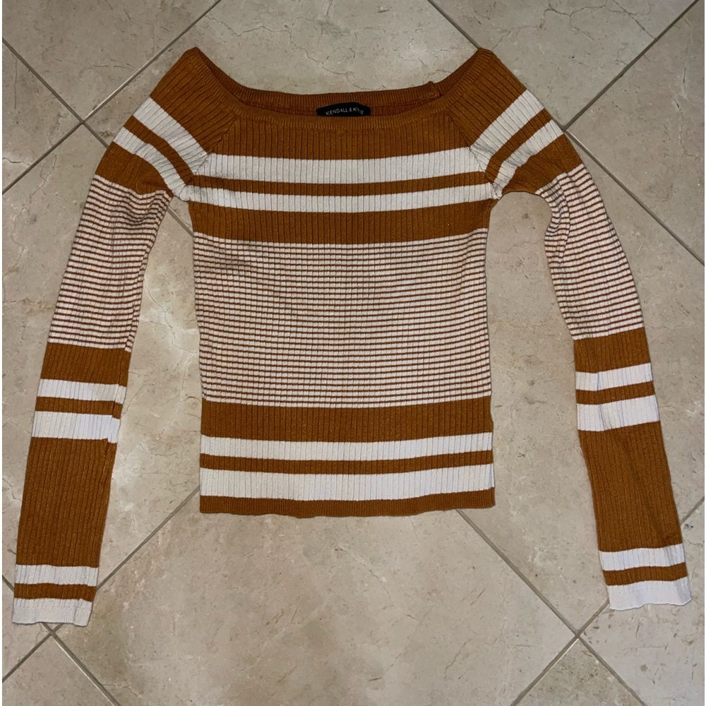 XS Kendall & Kylie Sweater
